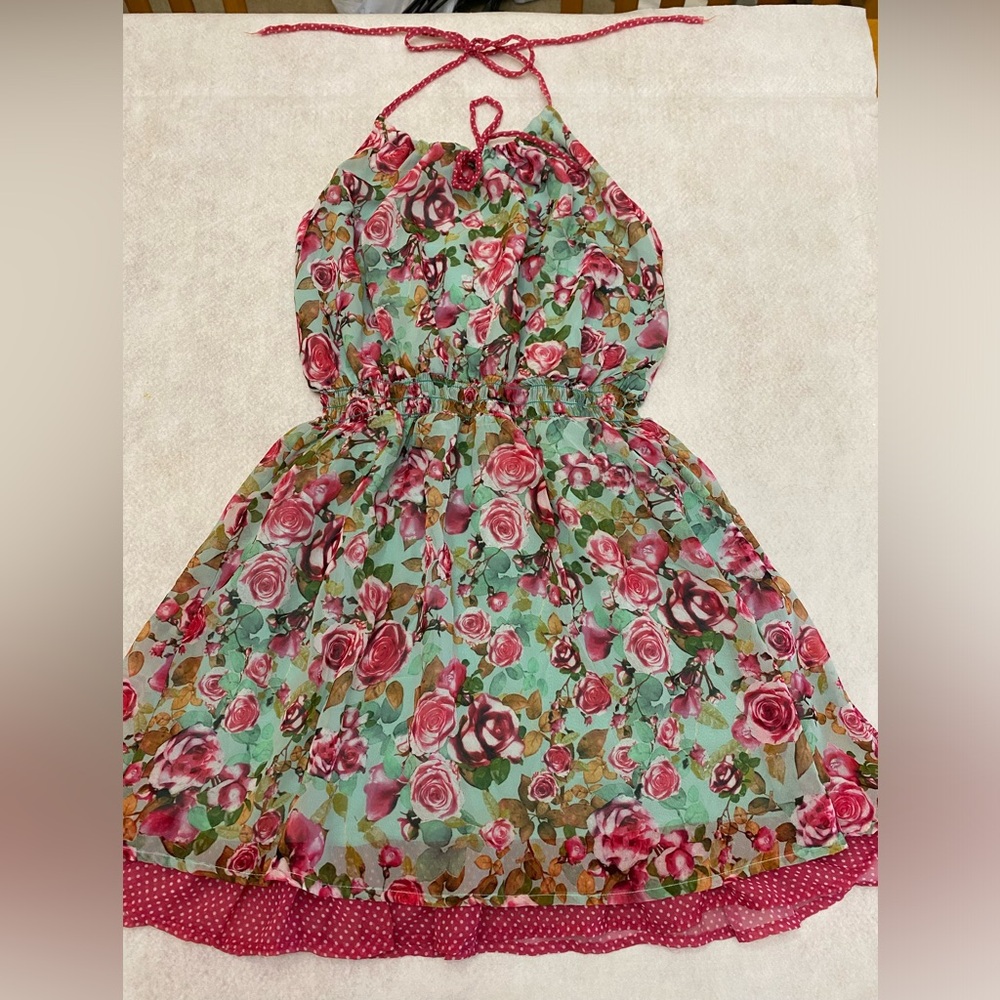 To The 9’s Sheer floral halter top dress. Size 8 &14